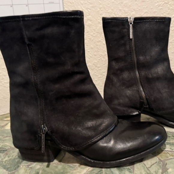 Lover's Spat - Picture 2 of 8